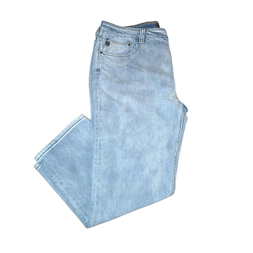 The Territory Ahead NWOT Men's Jeans Size 40X30 Bleached Indigo Wash Relaxed Fit